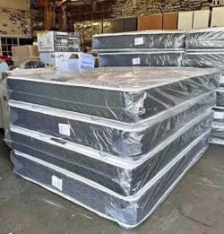 Full size mattress