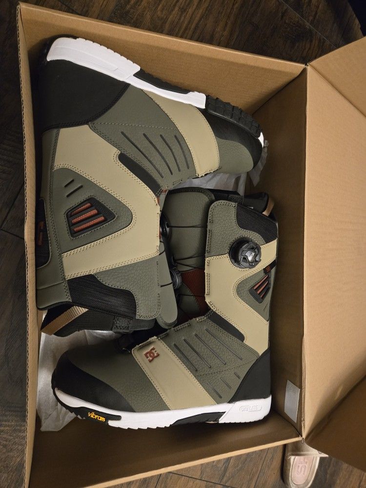 Snowboard Boots 2025 DC Judge Boa