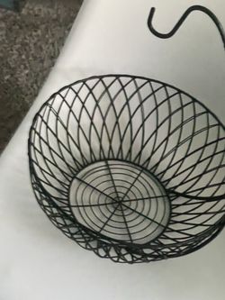 Fruit basket holder