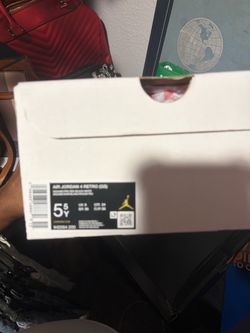 Jordan 4s