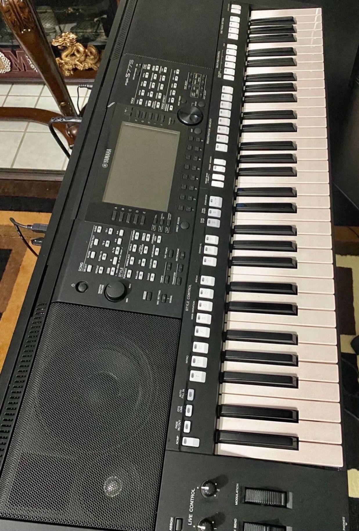 Yamaha Psr 775