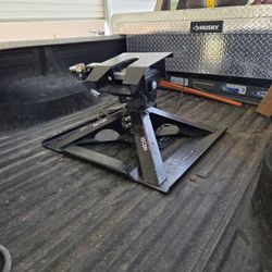 5th Wheel Hitch To 2 5/16"  Gooseneck Ball Mount