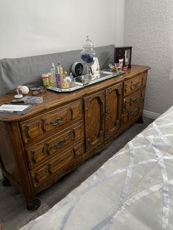Wood Dresser and Nightstands 