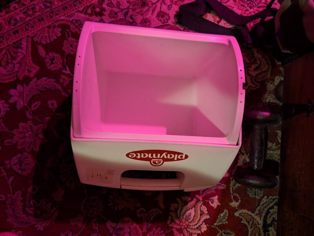 Playmate Coolor