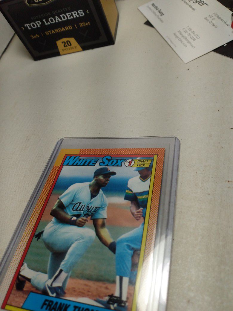 1990 Topps Rookie Card Number One Draft Pick Frank Thomas. Hall Of Famer