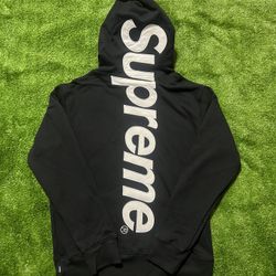 Black Supreme Hoodie
