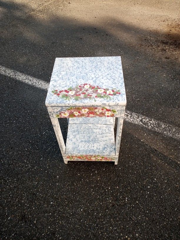 Hand Painted Decorative Stand