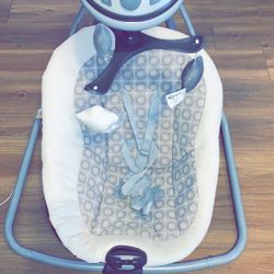 Graco Baby Swing 