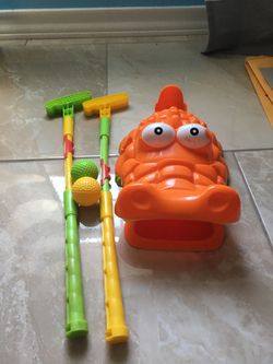 Gator golf set