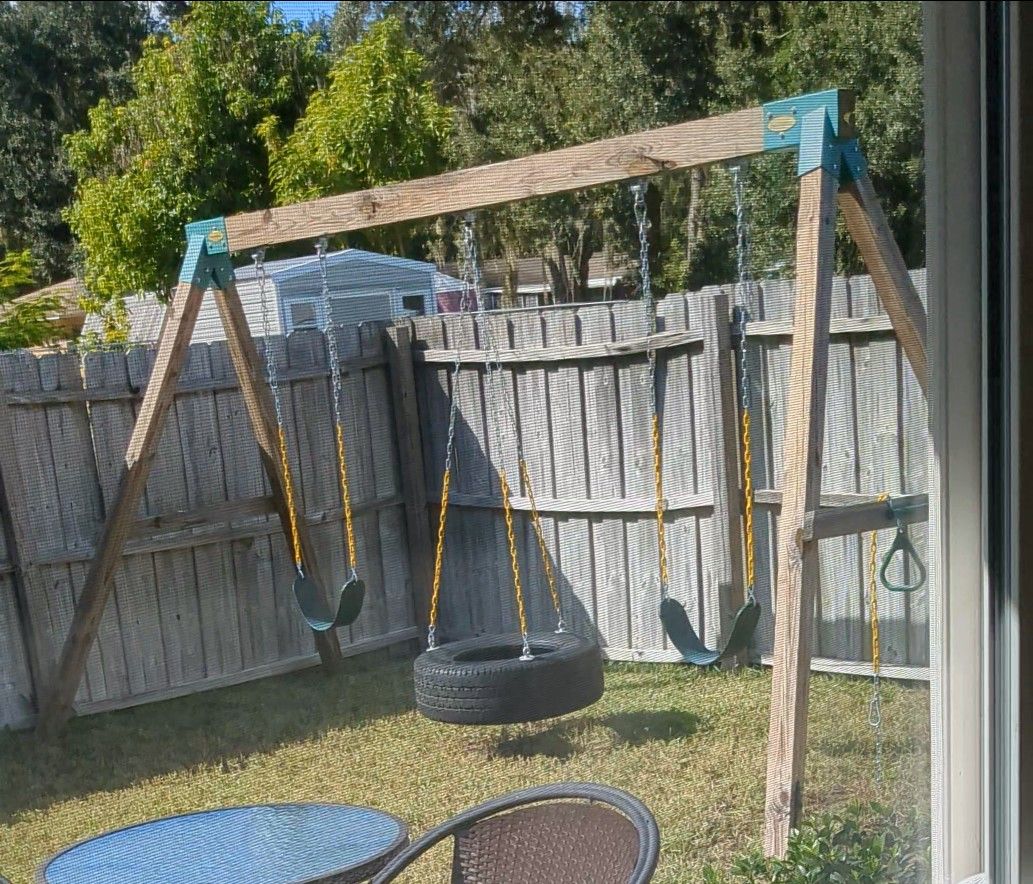 Eastern Jungle Gym Tire Swing / Swing Set