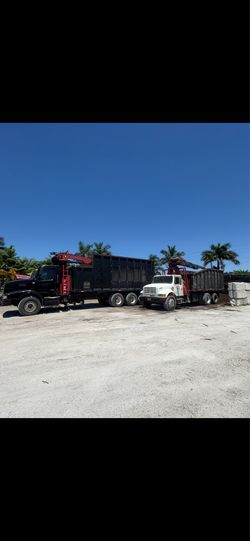 Grapple Truck Serv