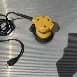 Dewault Orbital Sander Plug In