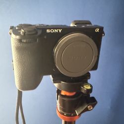 Sony A6700