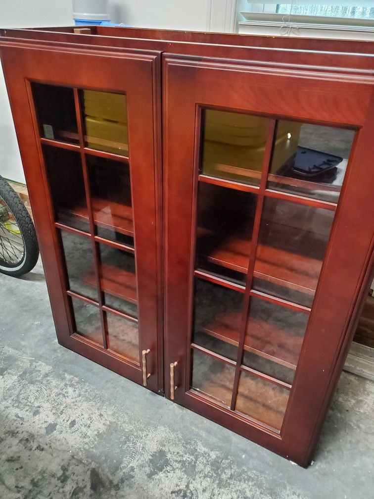 Beautiful Cabinet with glass doors to Display Plates, Glass cups, coffee Cups, Medicine, or Just Storage $79 OBO