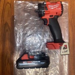 (1)Milwaukee M18 Fuel Brushless Gen 3 1/2” Compact Impact Wrench (2855-20) (1) M18 Redlithium High Output CP 3.0 AH Battery (48-11-1835)