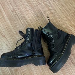 Dr. Martens Jadon Boots