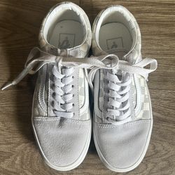 New girls Vans- white with suede, grey glitter star design