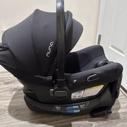 Nuna pipa Lite RX Car seat 