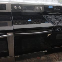 Brand New Samsung Stove