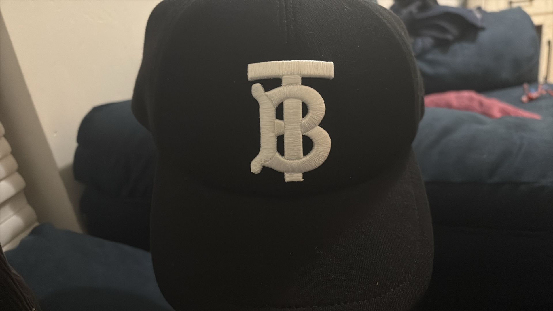 Burberry hat