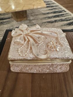 Jewelry or Keepsake Box