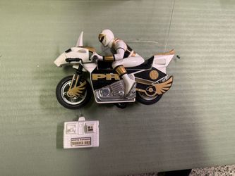 Mighty Morphin Power Ranger White Ranger Thunder Bike RC 1995 Works Great!!