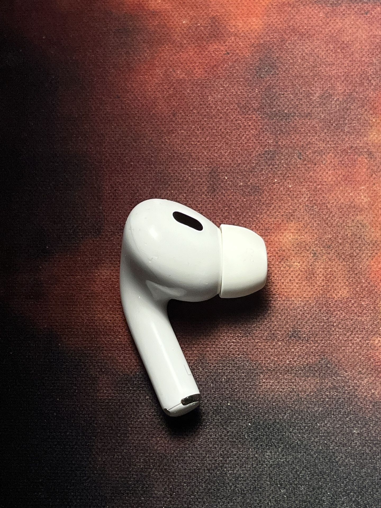 airpod pro 2nd gen left side
