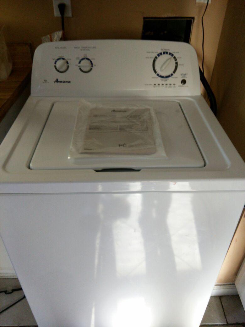 Amana Washer & Dryer Set