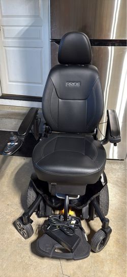 Jazzy Air 2 powerchair