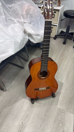 Yamaha guitar