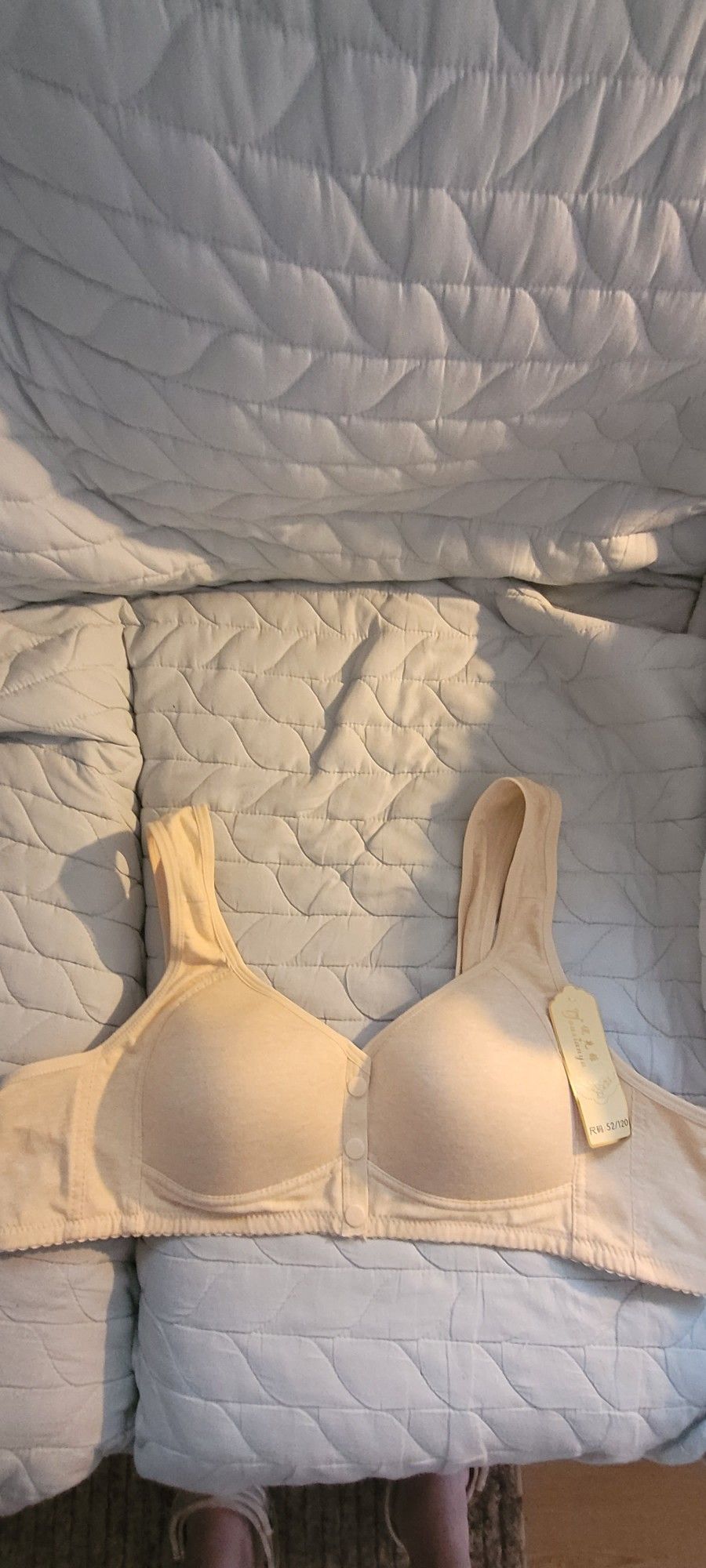 Bras Front Button. Bran New Has Tags 3.