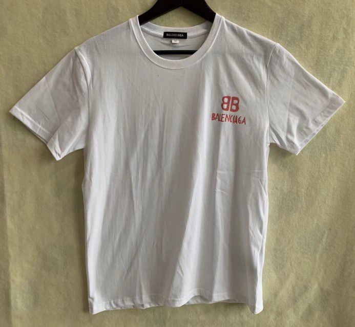 fokus Rå Krav BALENCIAGA White T-shirt for Sale in Terre Haute, IN - OfferUp