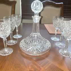 Vintage Decanter With 6 Glasses