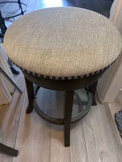Table/Bar Stool