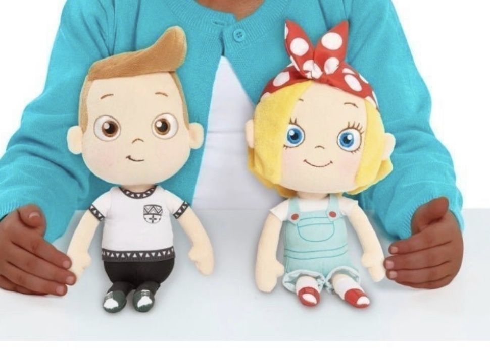 2 plushies