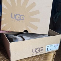 UGG BOOTS 