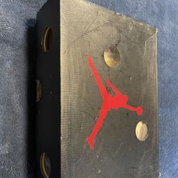 Off White Jordan 5’s 