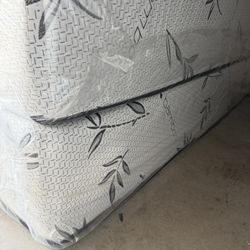 Twin Size Bamboo Memory Foam With Delivery If Not Far 