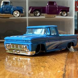 Hot Wheels lCustom '62 Chevy Pick Up blue American Trucks