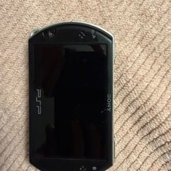 PSP GO