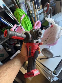 Milwaukee fuel grinder