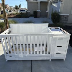 Graco Hadley Crib With Drawers 