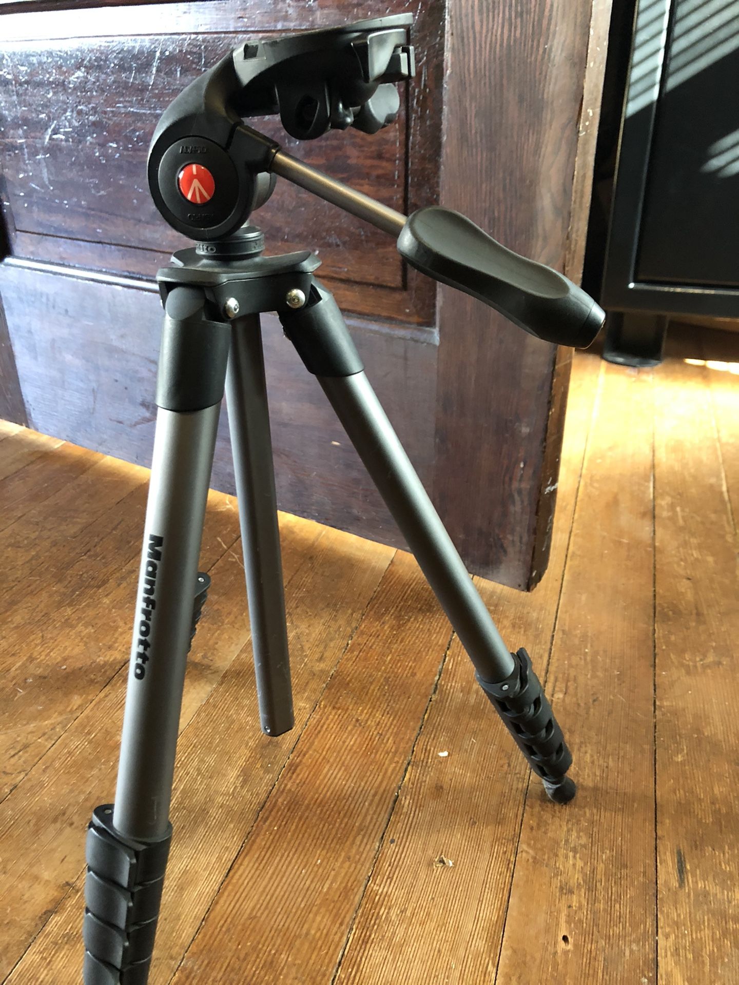 Manfrotto tripod