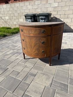 Vintage Demilune Dresser – FREE