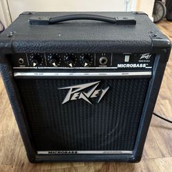 Amplifier Peavey Microbass