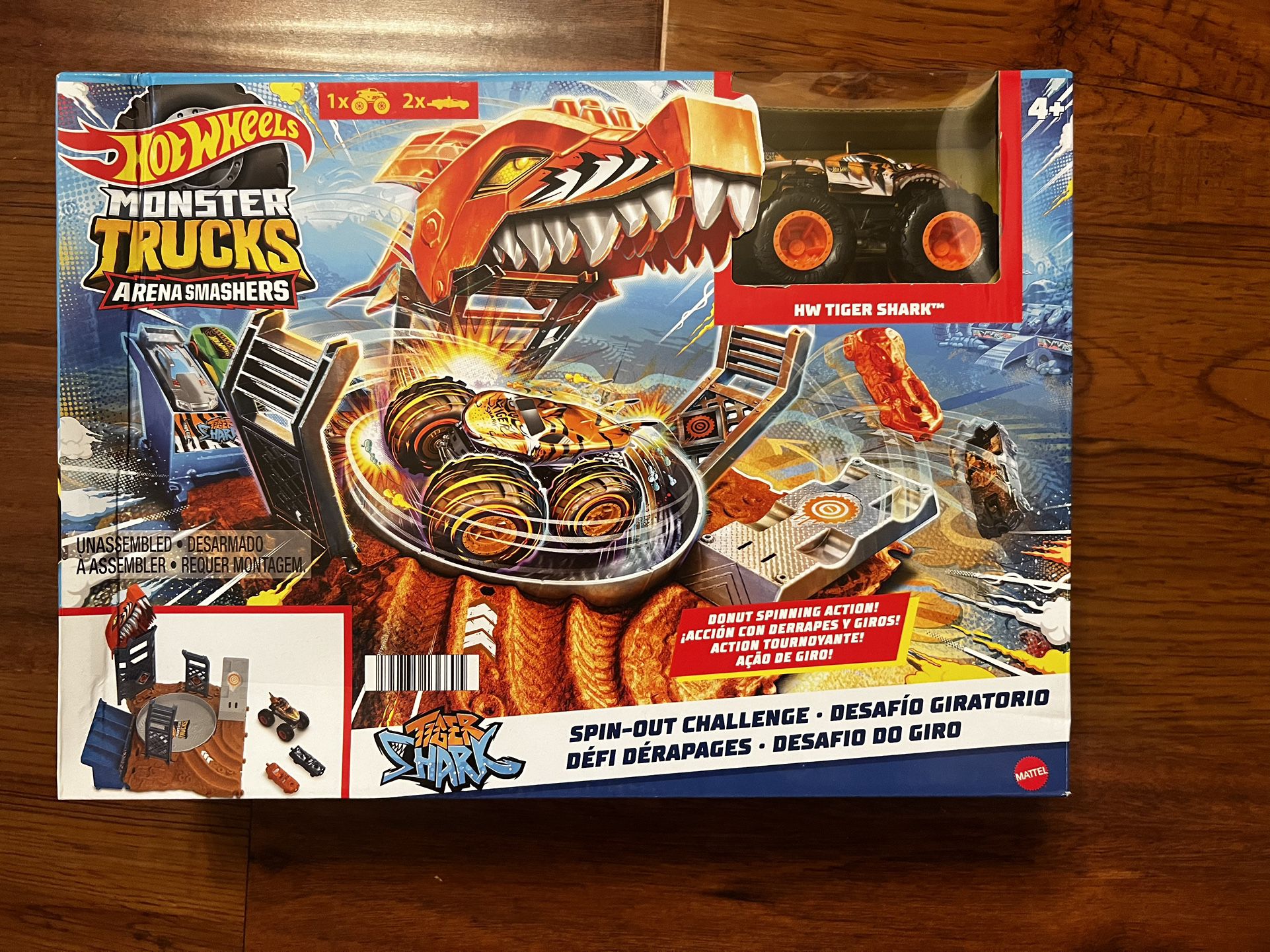 Hot Wheels Monster Trucks Arena Smashers Tiger Shark Spin-Out Challenge with 1 Toy Truck
