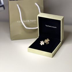 Van Cleef Gold Plated Ring