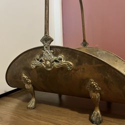 Large brass/bronze fire log holder