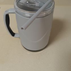 Gray big Mug with lid and straw