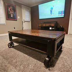 Wood Living Room Table w/Lift Top